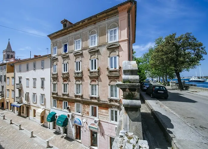 Apartments Jadera